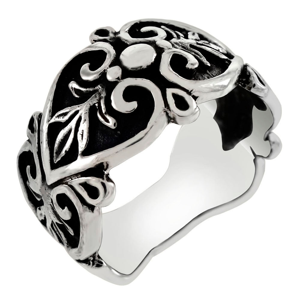 Heart Oxidized Band Ring