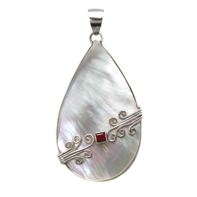 Sterling Silver Shell W Princess Garnet Pendant